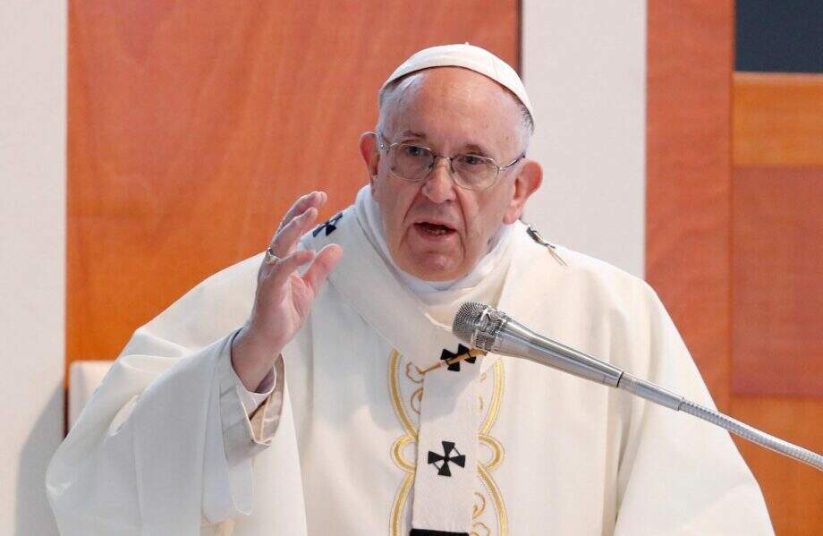 Papa Francisco dedica oração aos afetados pela covid-19 em Manaus