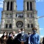 Esplanada de Notre-Dame reabre após incêndio