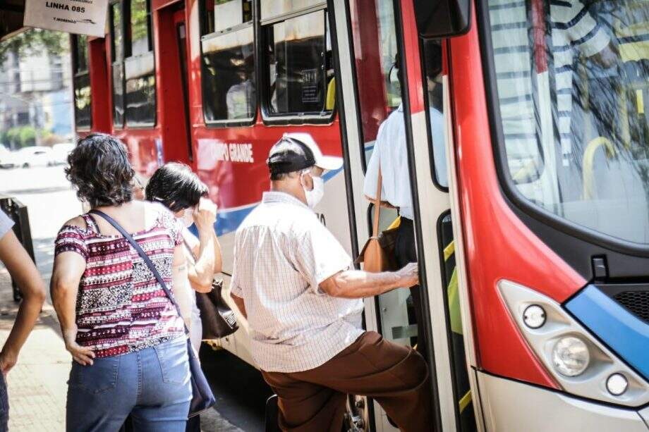 Fique atento: ônibus vão circular com 70% da capacidade sem gratuidades em Campo Grande