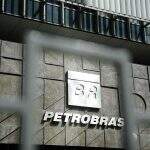 Petrobras reduz produção e posterga parte de salários de gerentes