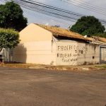 PCC picha muros na Vila Almeida e ameaça quem pensa em roubar por lá