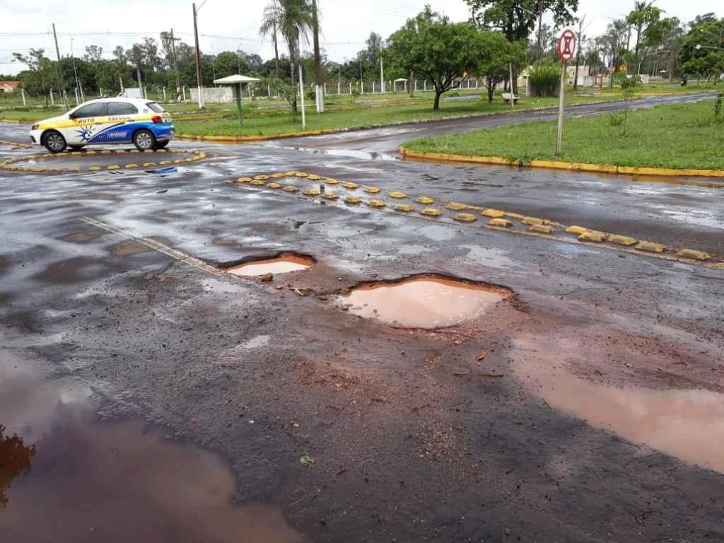 Detran-MS aumenta R$ 79 mil contrato com empresa que faz recapeamento de asfalto em pista de aulas