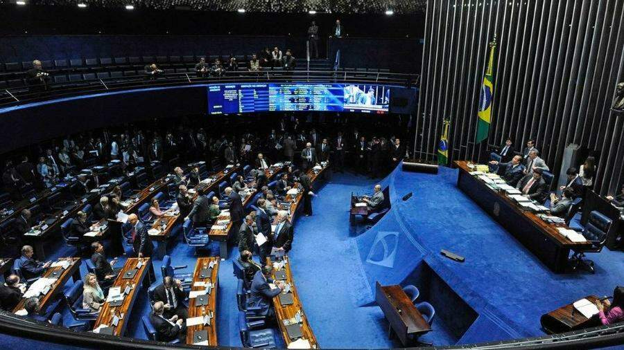 Senado aprova PEC do auxílio emergencial em 1º turno