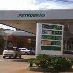 Petrobras anuncia redução de 2% no preço da gasolina nas refinarias