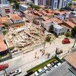 Nove são resgatados com vida de prédio que desabou em Fortaleza