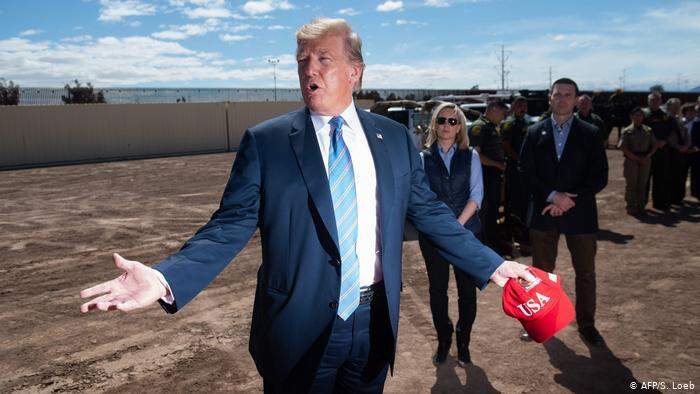 Trump diz a migrantes que EUA estão “lotados”