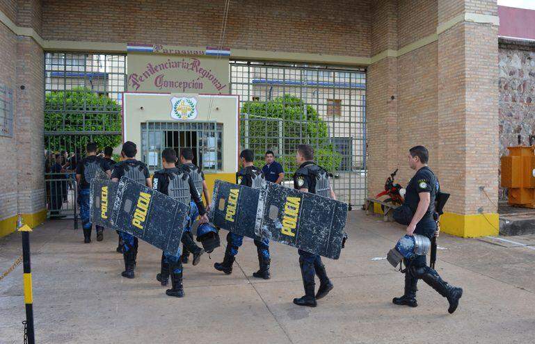 Dinamite é encontrada em cela do PCC dentro de presídio no Paraguai