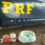Com 2 kg de cocaína em travesseiro e lasanha, boliviano é preso pela PRF na BR-262