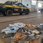 Cocaína avaliada em mais de R$ 700 mil é encontrada em tanque de combustível e 3 são presos