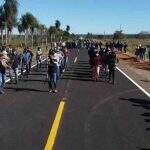 Indígenas fecham BR-60 em MS em protesto nacional contra projeto que altera demarcação de terras
