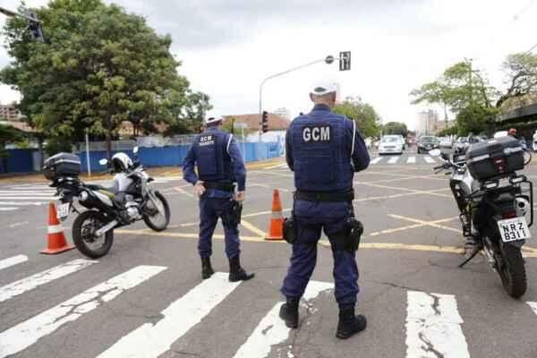 Prefeitura publica decreto que confirma auxílio-alimentação para guardas civis de Campo Grande