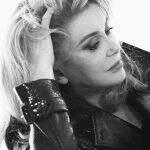 Catherine Deneuve estrela campanha da Saint Laurent