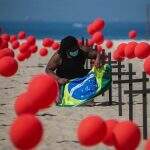 Homenagem aos 100 mil mortos pela Covid-19 em Copacabana.