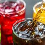 Justiça nega indenização a consumidor que percebeu ‘líquido estranho’ em garrafa de refrigerante