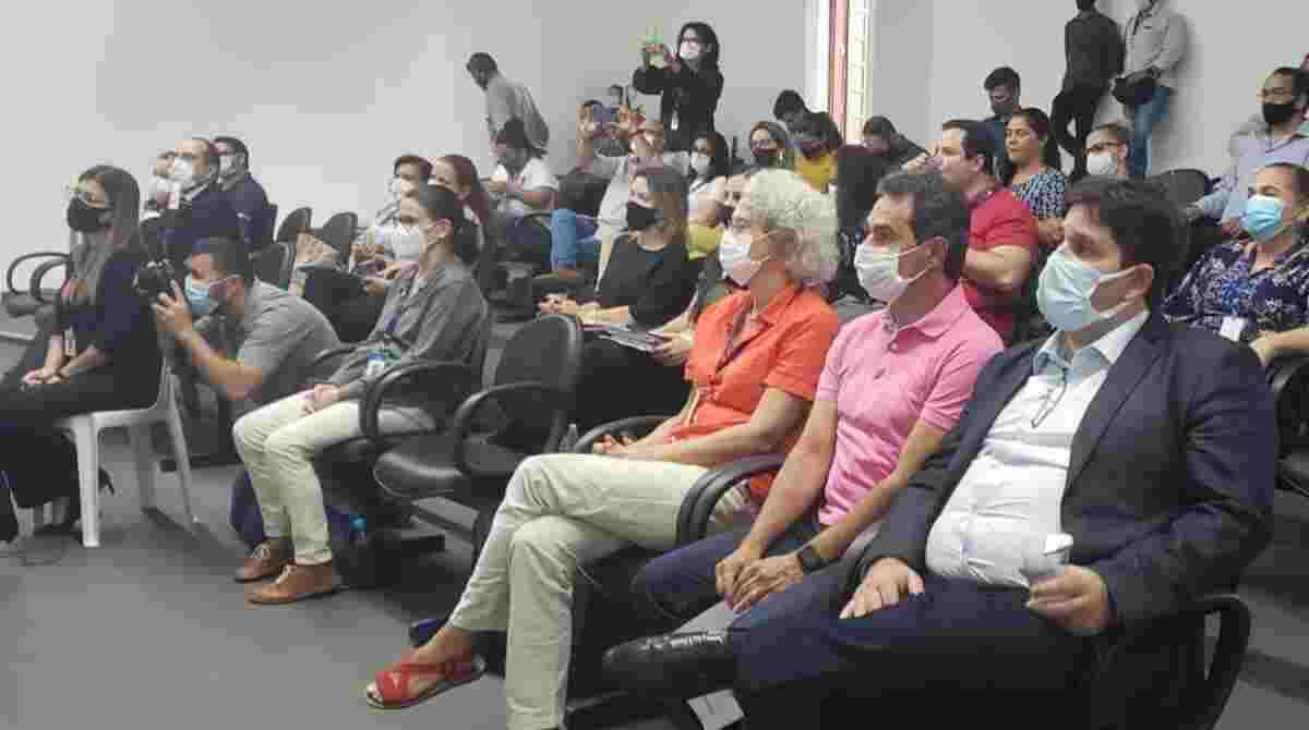 Pesquisadores da Fiocruz participam de reunião da Sesau sobre experiência pós-vacinação no Rio de Janeiro