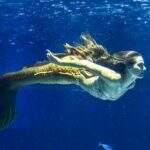 Resumo de Novelas: Rita ‘enfeitiça’ Ruy nadando como sereia em aquário