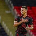 Flamengo passa fácil pelo Macaé e lidera Campeonato Carioca