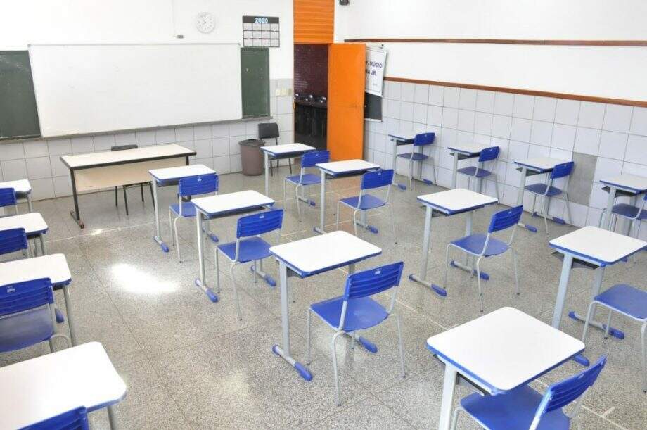 Escolas retomam aulas remotas para 109 mil alunos nesta segunda em Campo Grande
