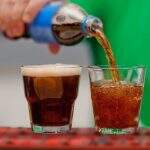Consumidor é indenizado em R$ 7 mil após beber refrigerante com fungos