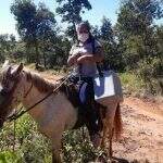 Na fronteira de MS, médicos e enfermeiras usam até cavalos para atender pacientes