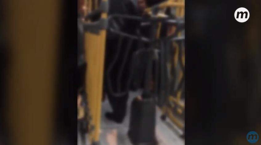 Polícia investiga se vídeo de mulher seguida por homem em ônibus é de Campo Grande