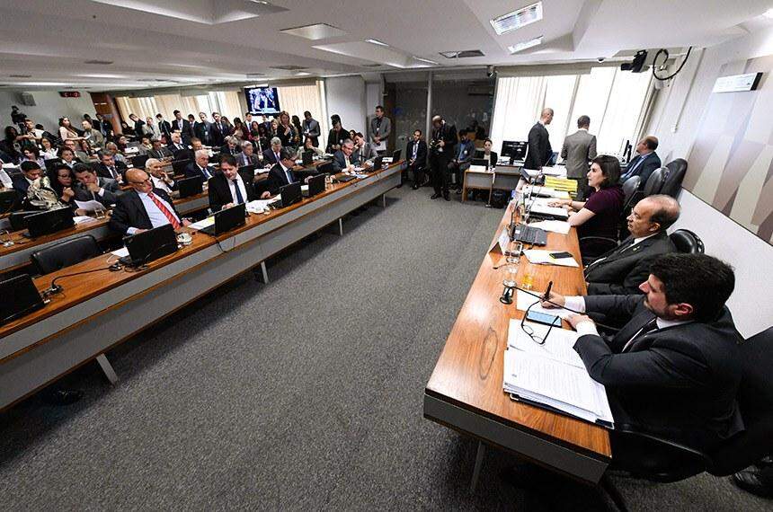 Senadores que integram a CCJ (Foto: Edilson Rodrigues/Agência Senado)