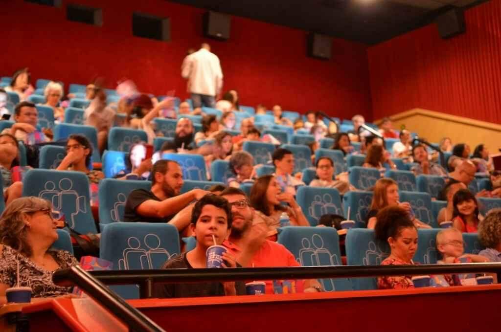 Campo Grande pode ter cinema adaptado para crianças autistas