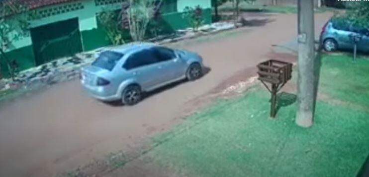 Polícia alerta para que mulheres denunciem tarado do carro prata em Campo Grande