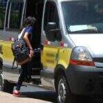 Prefeito aprova lei que aumenta ‘validade’ de veículos usados para transporte escolar