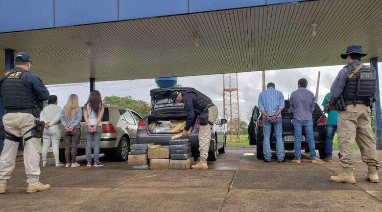 Seis são presos pela PRF quando transportavam mais de 400 quilos de maconha