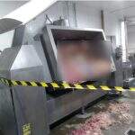Polícia deve ouvir técnico de máquina onde trabalhador morreu em frigorífico