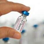 Doses da vacina de Oxford produzidas pela Fiocruz ficarão prontas em fevereiro