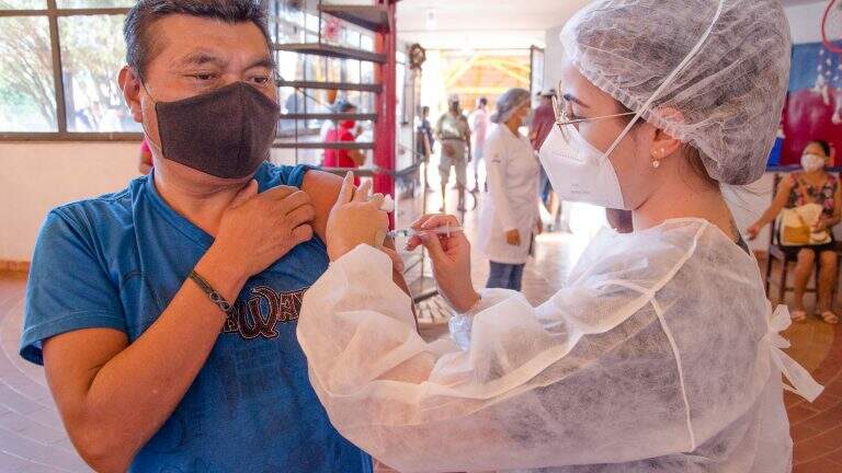Sesau define nesta semana quais terminais recebem vacinação itinerante em Campo Grande
