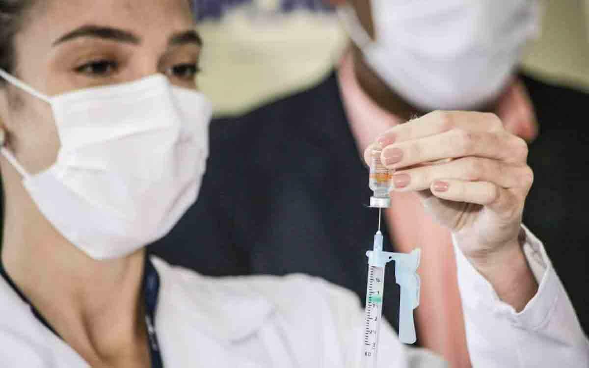 Campo Grande inicia vacinação contra Covid-19 em novo público nesta sexta-feira