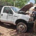 Veículo furtado em Ladário é encontrado em terreno baldio em Puerto Quijaro, na Bolívia