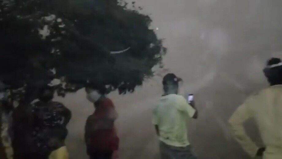 VÍDEO: vendaval de cinzas e paredão de poeira deixam cenário ‘apocalíptico’ no Pantanal