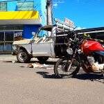 Motociclista fica em estado grave após colisão com caminhonete na Rachel de Queiroz