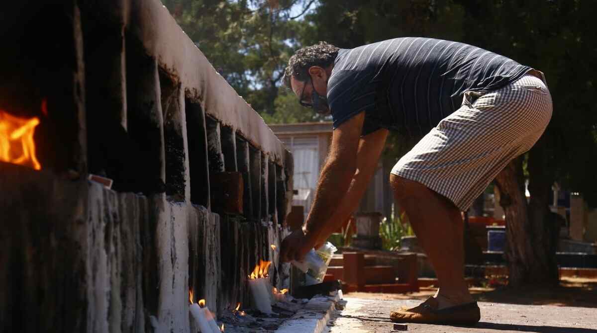 Moradores anteciparam homenagens nesta segunda-feira (1º)