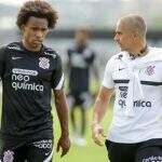 Após alerta da Anvisa, Corinthians corta Willian do jogo contra o Atlético-GO