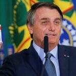 Bolsonaro revoga homenagem a cientista que mostrou ineficácia do kit-covid
