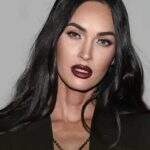 Megan Fox surpreende com três looks inovadores em Milão após seu pedido de mão viral