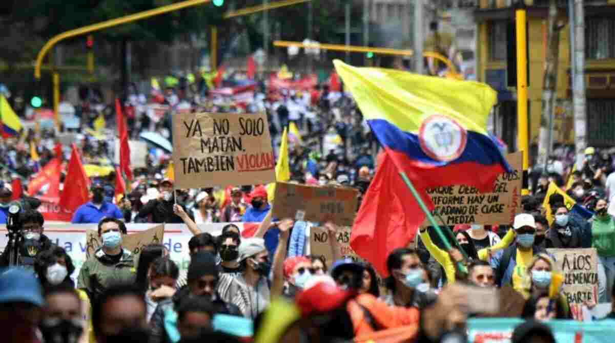 ONU relata 46 mortes em protestos e violações graves na Colômbia