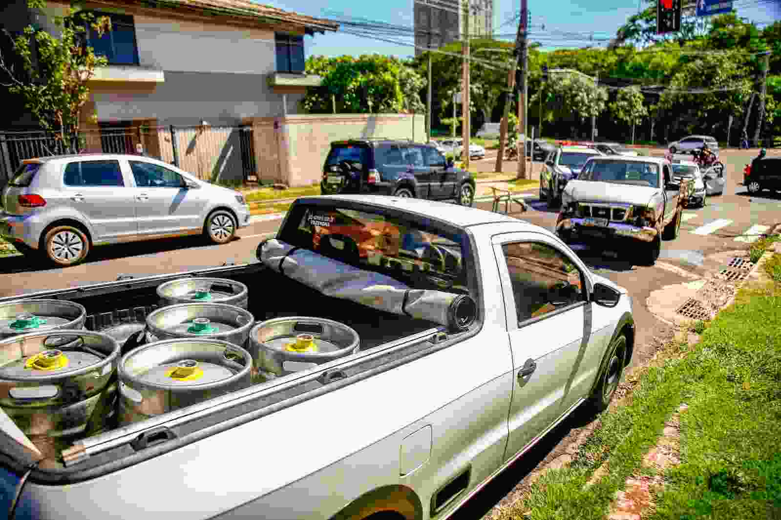 Material transportado foi transferido para outro veículo