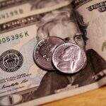 Dólar cai e bolsa reduz perdas após discurso do ministro da Economia