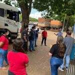 ‘Fila’ de caminhões se forma na Receita Federal na fronteira após liberação começar a demorar mais