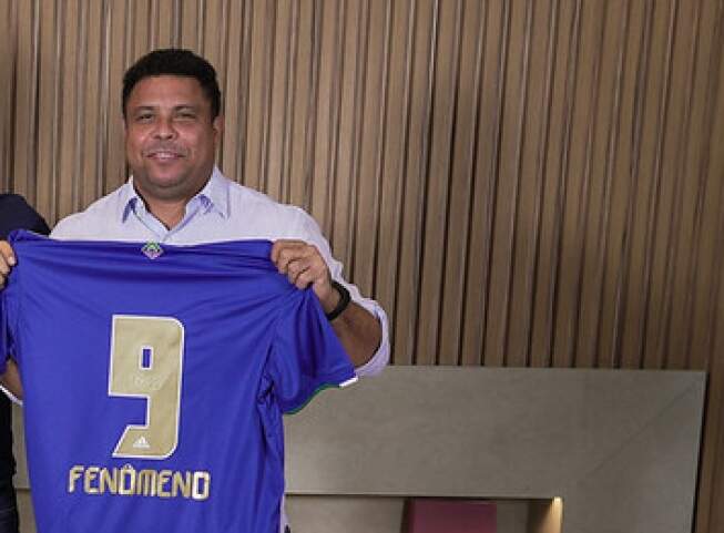 Ronaldo testa positivo para Covid e lamenta ausência no aniversário do Cruzeiro