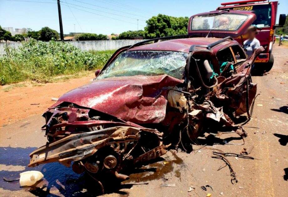 Parati ficou destruída após colisão