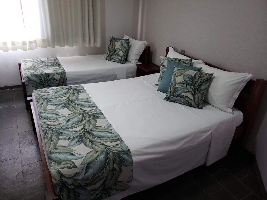 Ar-condicionado, frigobar e TV: Sesc leiloa mobiliário de apartamentos de hotel em Bonito
