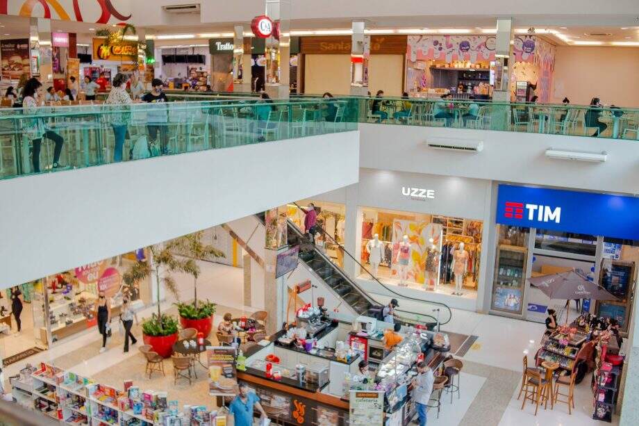 Shoppings estendem horário de atendimento na semana do Natal em Campo Grande