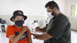 Os municípios podem vacinar as crianças sem exigência do pedido médico